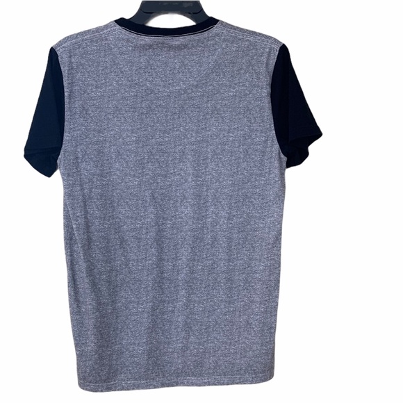 MEN’S HOLLISTER CREW NECK TEE WITH CHEST POCKET - Picture 2 of 5